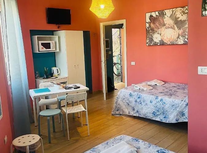 Enjoy Bed & Breakfast 3*